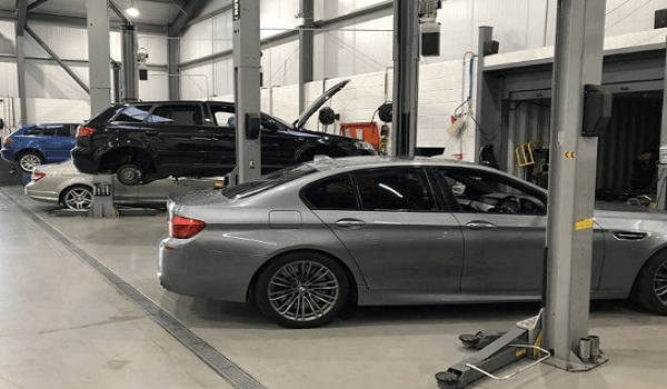 are BMWs expensive to maintain