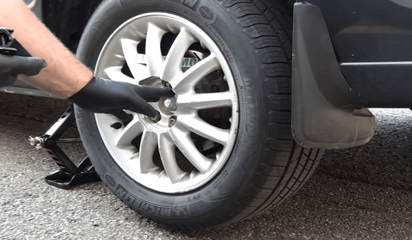 How Long Can You Drive On A Flat Tire